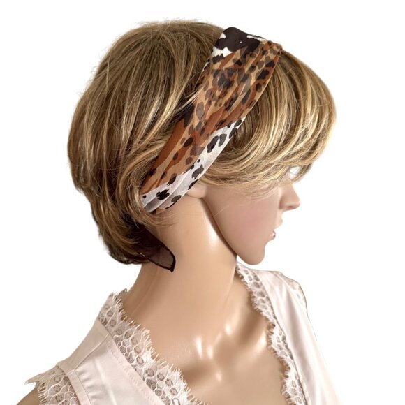 Ellen Tracy Animal Print Sheer Scarf Brown White Safari Chic Bandana 20inx20in - Picture 3 of 11